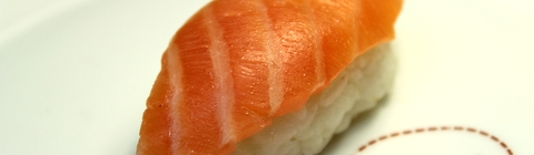 Суши с копченым лососем - Ваши Суши Актобе